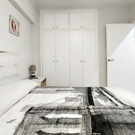 Apartment 2 Bedroom Cozy In La Pobla De Farnals *