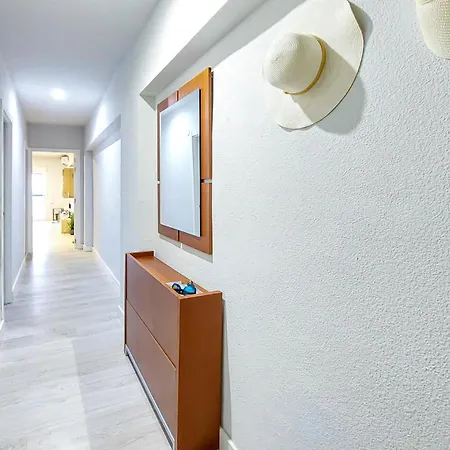 2 Bedroom Cozy In La Pobla De Farnals