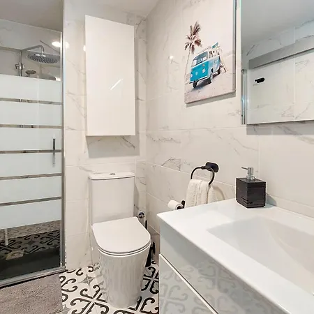 2 Bedroom Cozy In La Pobla De Farnals Apartment Las Canteras (Valencia)